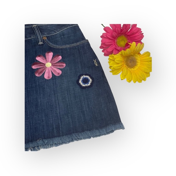 new Genetic Denim ☻ Festival Flower Patch Denim Mini Skirt ☻ Studio City ☻ 25 - Picture 4 of 16